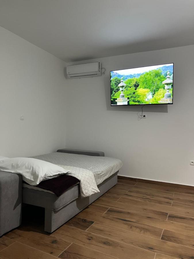 Guest House Ivan Donji Zemunik Bagian luar foto