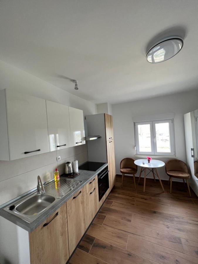 Guest House Ivan Donji Zemunik Bagian luar foto