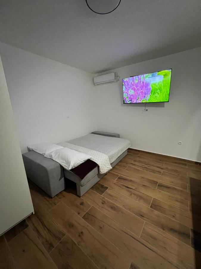 Guest House Ivan Donji Zemunik Bagian luar foto