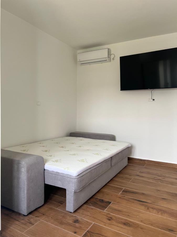 Guest House Ivan Donji Zemunik Bagian luar foto